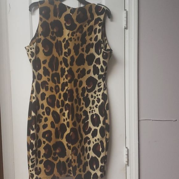 Leopard Print Dress - Picture 3 of 3